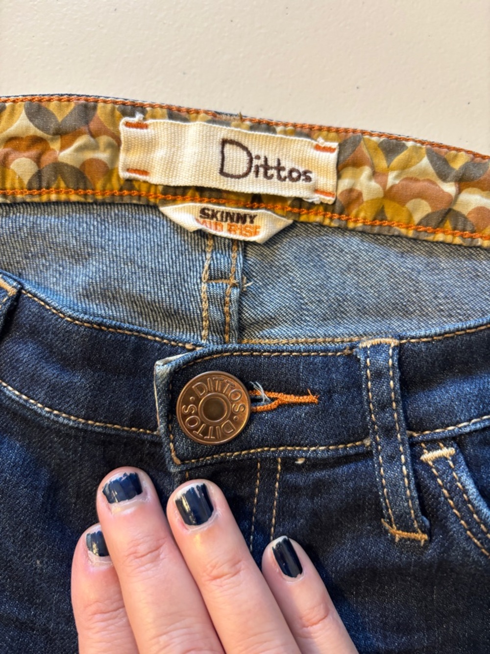 Dittos Skinny Jean Size 25 Dark Indigo Embroidered Elevated Casual Western Ranch - Picture 2 of 8